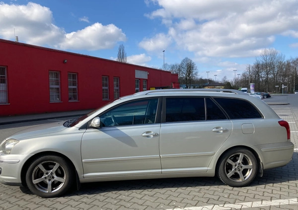 Toyota Avensis cena 16500 przebieg: 315000, rok produkcji 2006 z Kraków małe 211